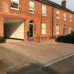 Berkshire Serviced Apartment Helena 12